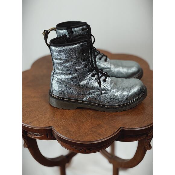 Dr. Martens Unisex 1460 Silver Metallic Boot US Mens 6 US Womens 7 #0018 - Picture 2 of 8